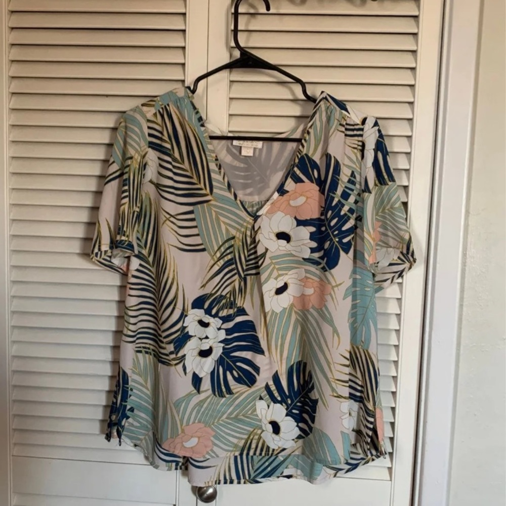 Floral top